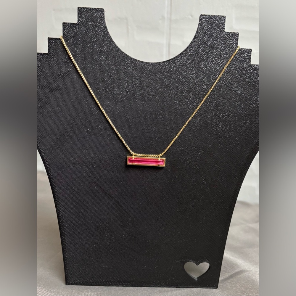 Kendra Scott Leanor Necklace - Picture 2 of 7